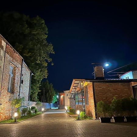 Hotel Ticiani 15 Kutaisi Eksteriør bilde